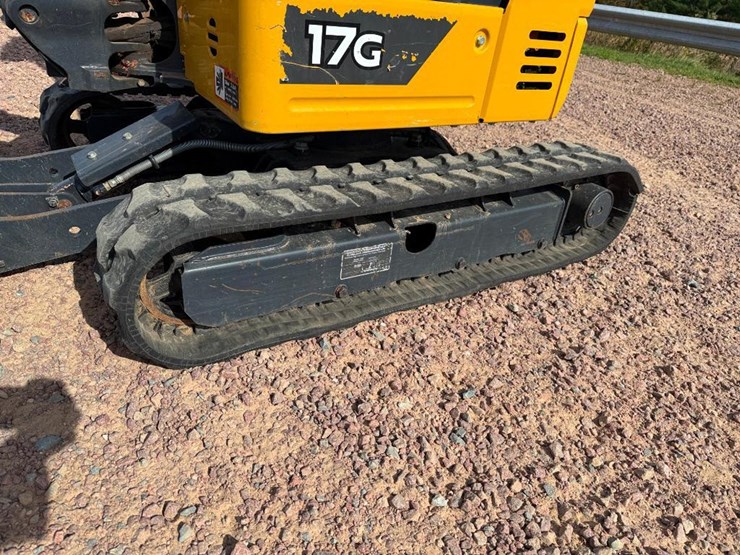 deere-17g-image-6