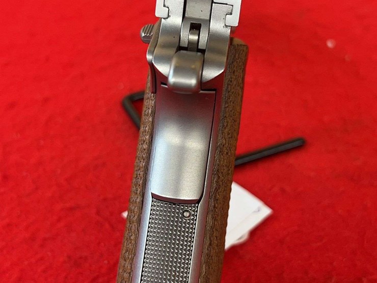 remington-model-1911-r1s-.45-acp-semiauto-pistol-image-4