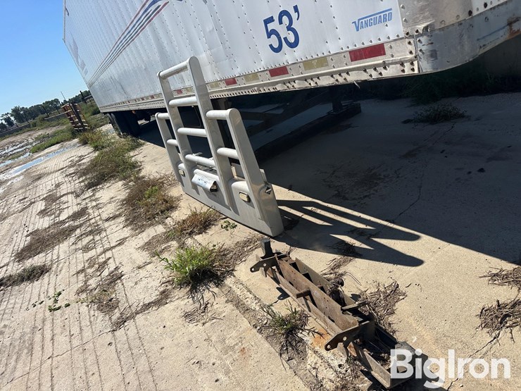 peterbilt-389-image-7