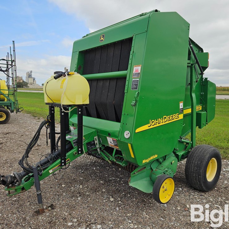 2003 JOHN DEERE 567