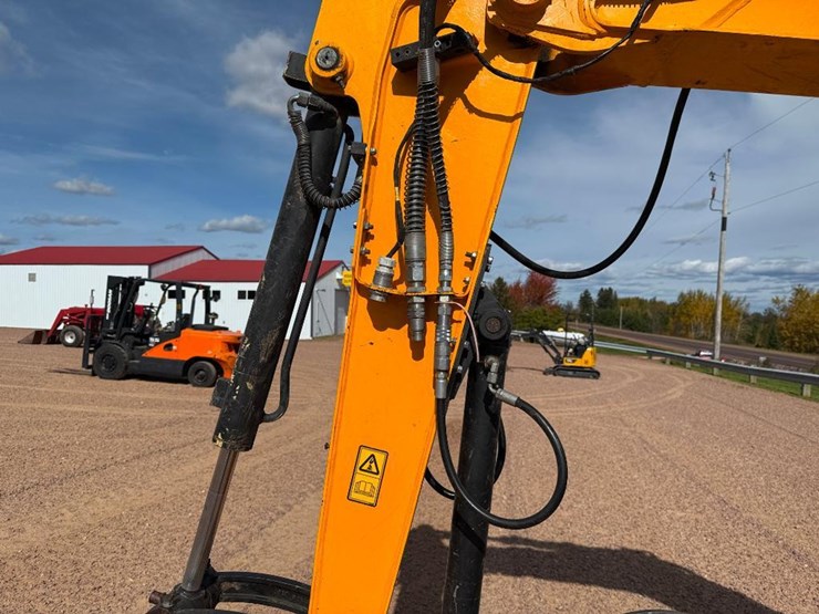 jcb-55z-1-image-32