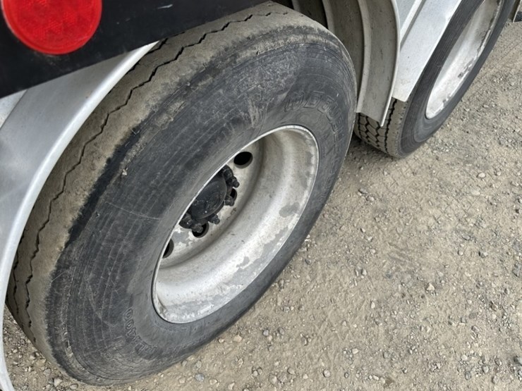 2012-vactor-2100-image-14