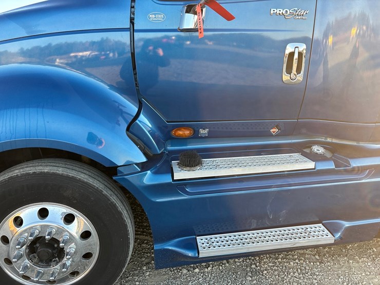 2009-international-prostar-image-11