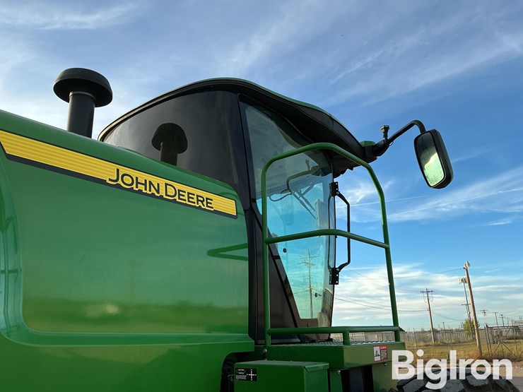 2021-john-deere-w235-image-15
