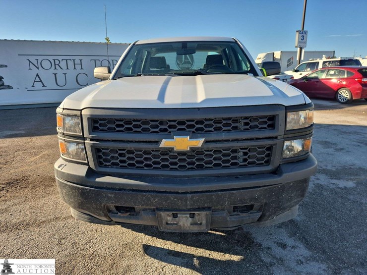 2014-chevrolet-silverado-1500-image-2