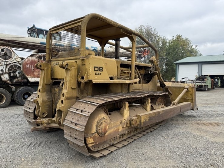 1967-caterpillar-d8h-image-4