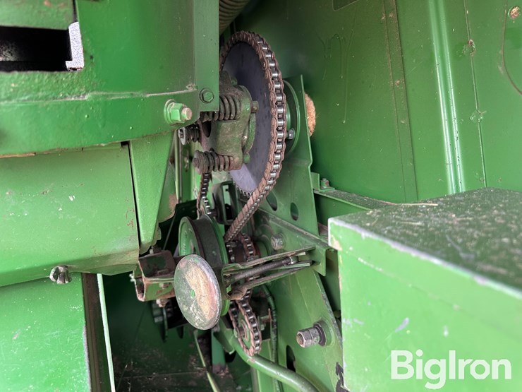 1982-john-deere-6620-image-14