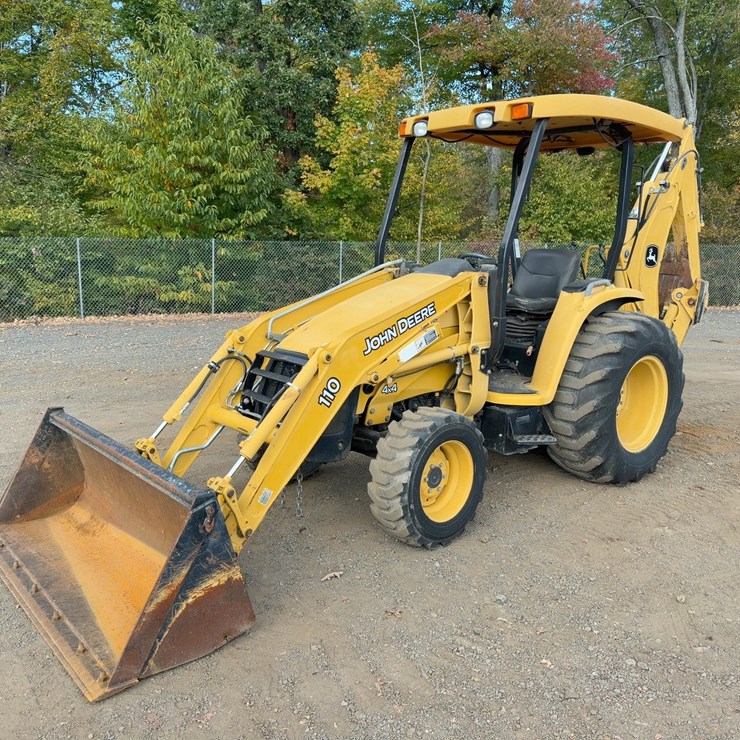2008 JOHN DEERE 110