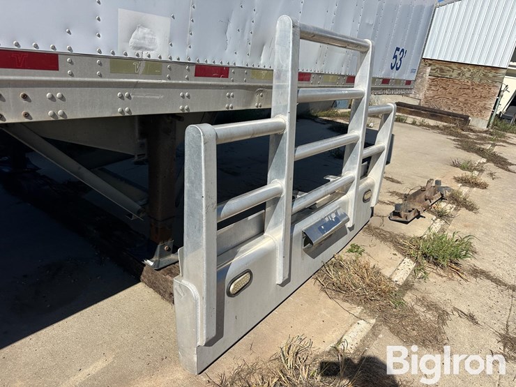 peterbilt-389-image-6