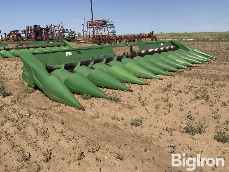 1990-john-deere-1243-image-3
