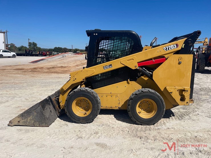 2019-caterpillar-272d3-image-6