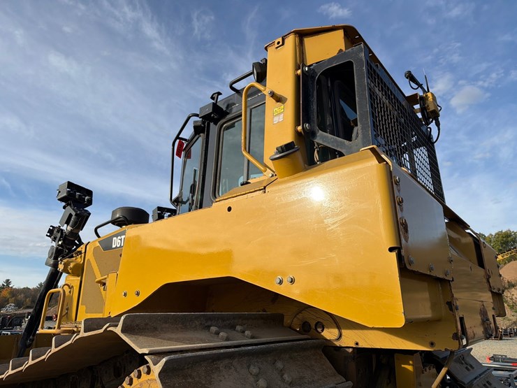 caterpillar-d6t-lgp-image-25