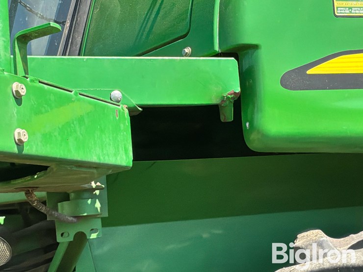 2011-john-deere-9770-sts-image-16