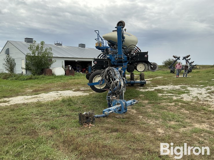 2014-kinze-3660-image-2