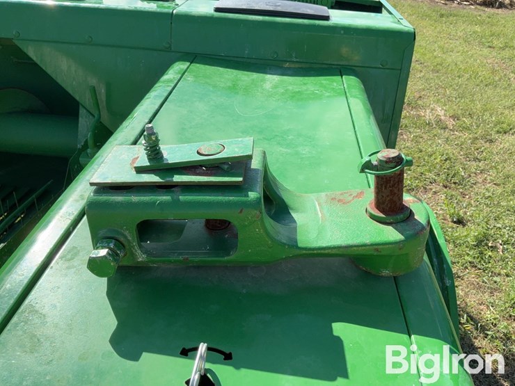 2021-john-deere-348-image-10