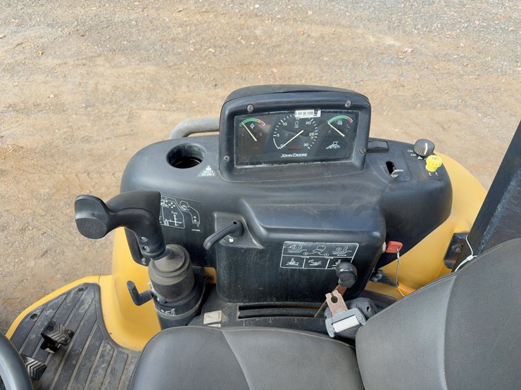 2008-john-deere-110-image-26
