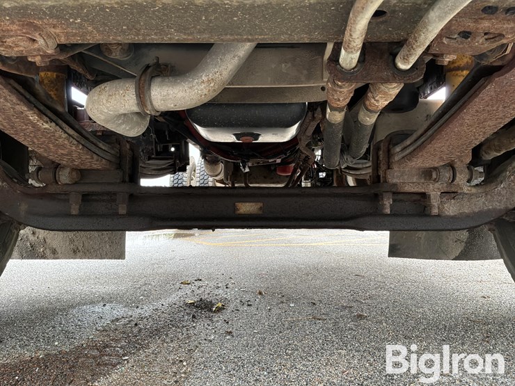 2015-ford-f750-xlt-image-14