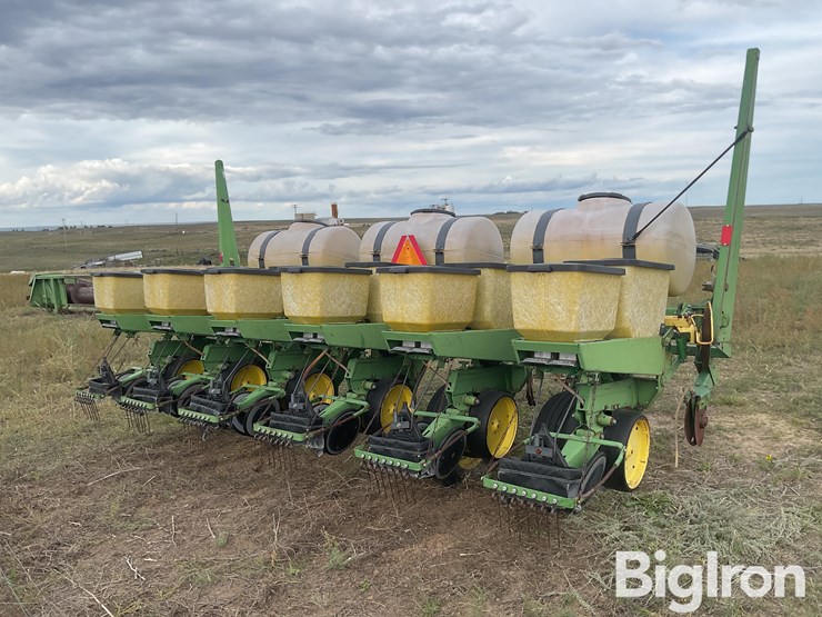 john-deere-7000-image-5