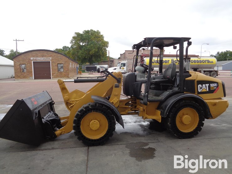2012-caterpillar-906h-image-8