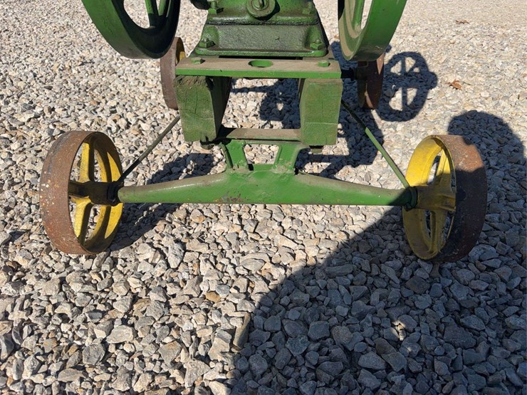 john-deere-112-image-17