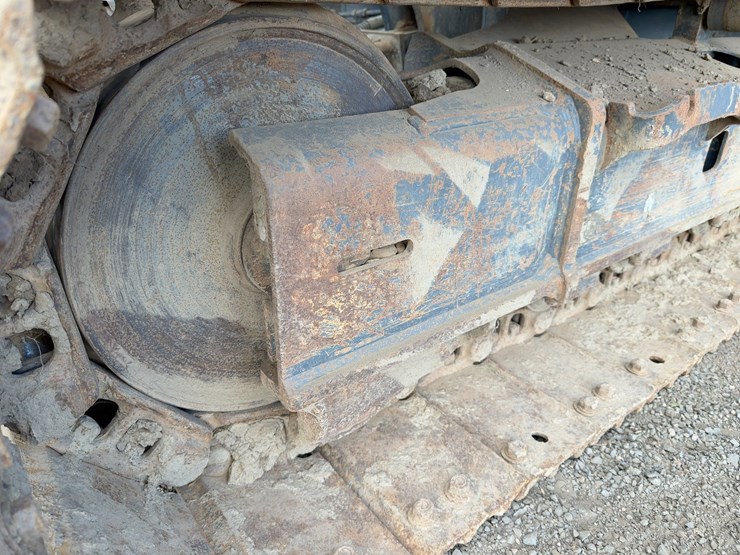 2015-kobelco-sk140sr-lc-3-image-31
