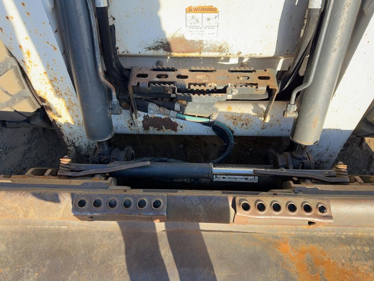 2017-bobcat-s770-image-11