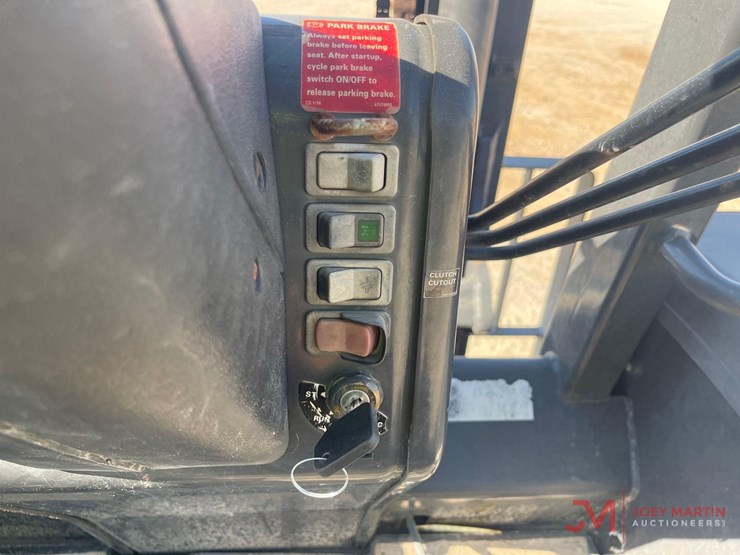 2019-case-588h-image-18