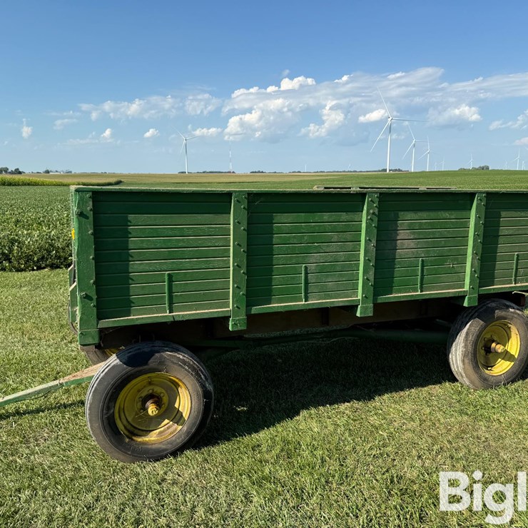 DEERE Tires