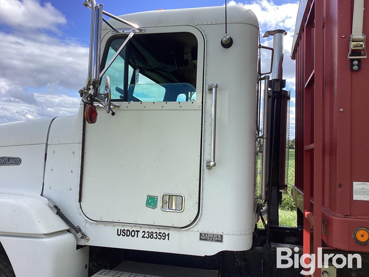 1989-freightliner-fld120-image-15