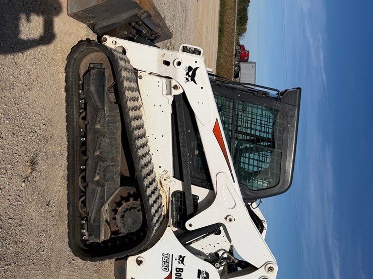 2019-bobcat-t650-image-3