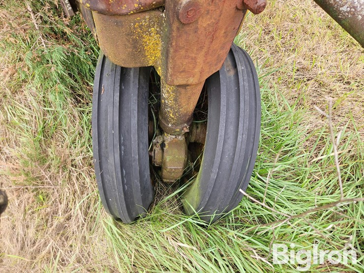 1950-john-deere-b-image-18