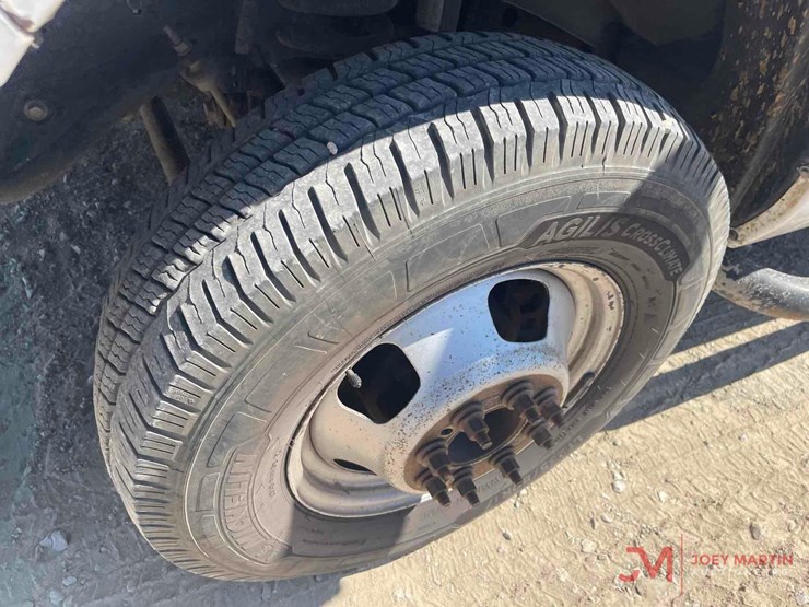 2018-dodge-3500-image-12