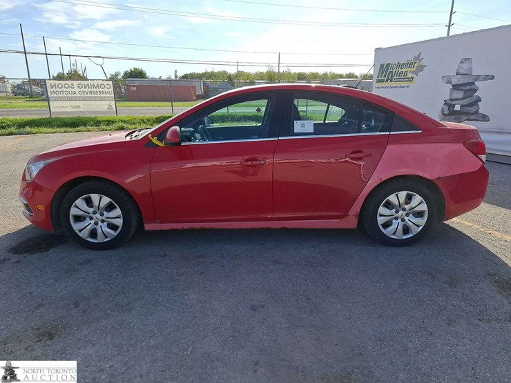 2016-chevrolet-cruze-limited-lt-image-8