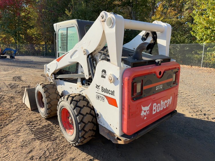 2017-bobcat-s770-image-3