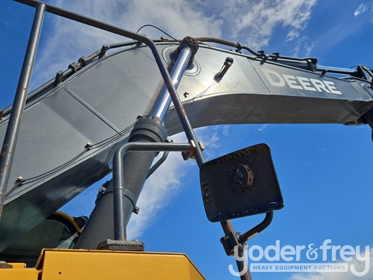 2019-deere-470g-lc-image-68