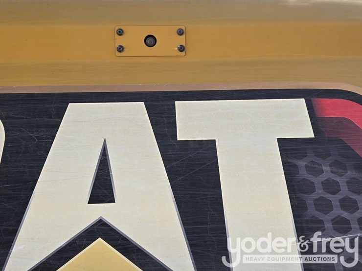 2022-caterpillar-336-image-68