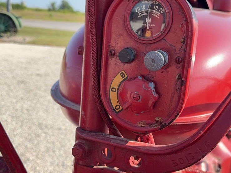 farmall-super-h-image-32