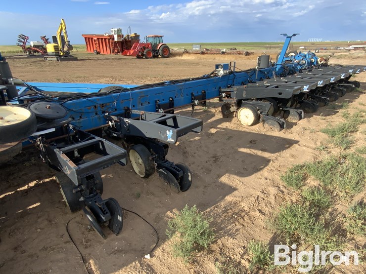 kinze-2700-image-14