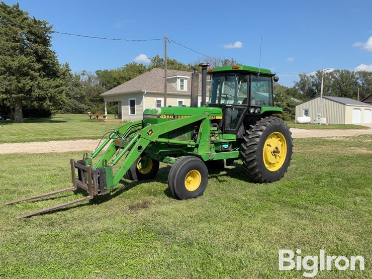1985-john-deere-4250-image-1