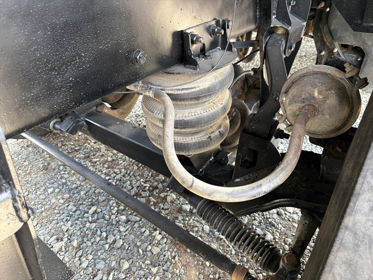 2016-kenworth-t880-image-37