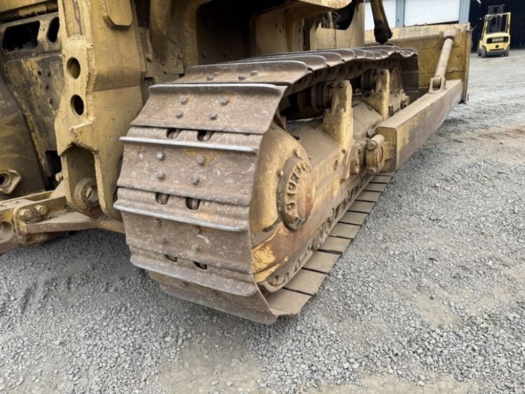1967-caterpillar-d8h-image-18
