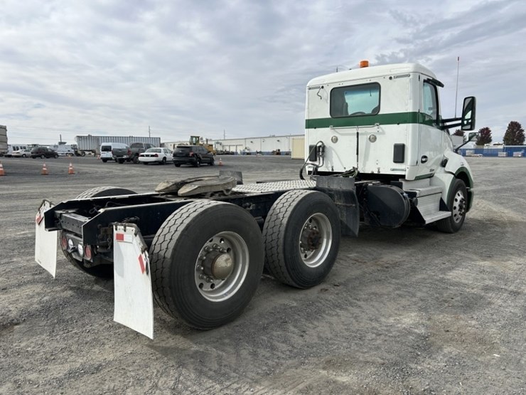 2020-kenworth-t680-image-5