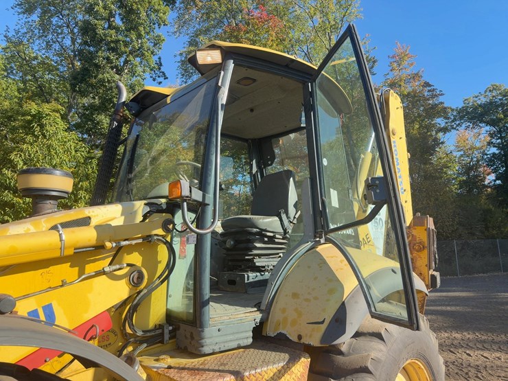 2005-komatsu-wb150aws-2-image-23
