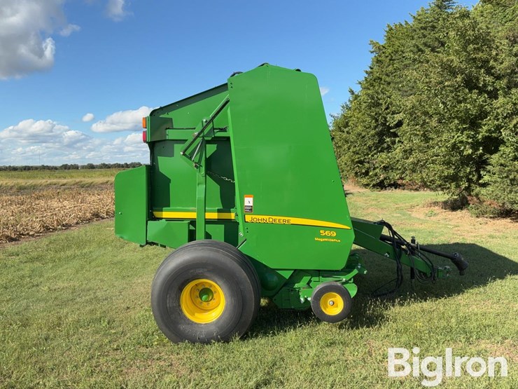 2015-john-deere-569-image-8