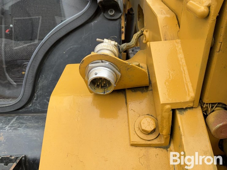 2018-caterpillar-299d2-xhp-image-17