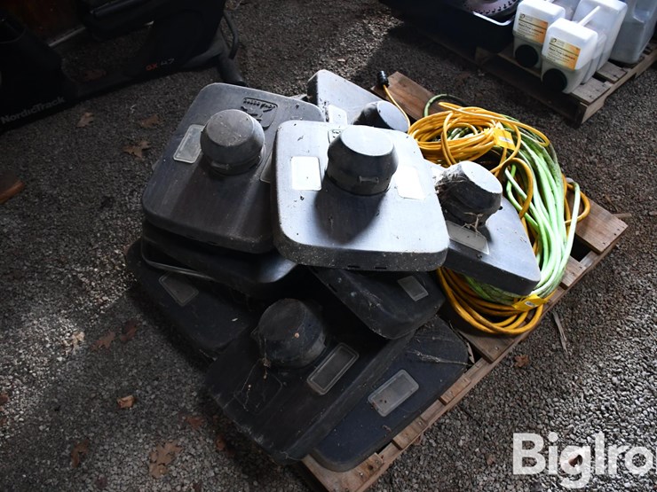 pallet-of-farm-support-image-5