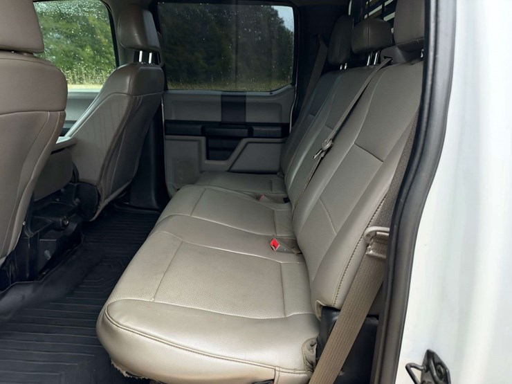 ford-f250-xl-image-14