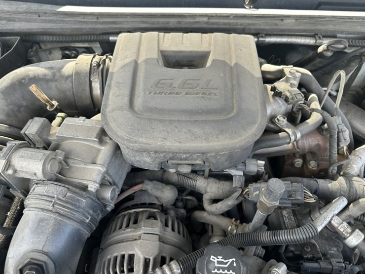 2013-chevrolet-silverado-3500-image-26