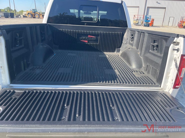 2018-ford-f150-xlt-image-18