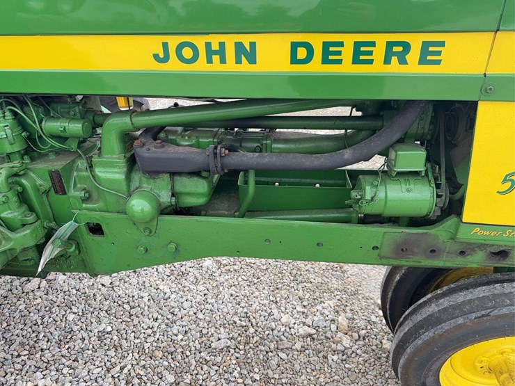 1957-john-deere-520-image-28